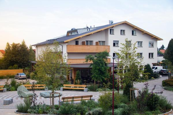 Die Linde, Rezervovat Hotel  