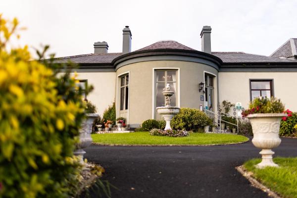 Ballinalacken Castle Country House Hotel, Rezervovat  Doolin The Burren