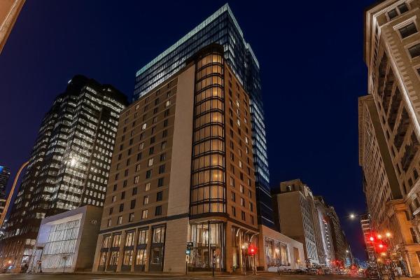 Le St-Martin Hotel Centre-ville – Hotel Particulier, Rezervovat Hotel Hotely v Montreal s bazénem, poblíž St. Patrick's Basilica, Bazén