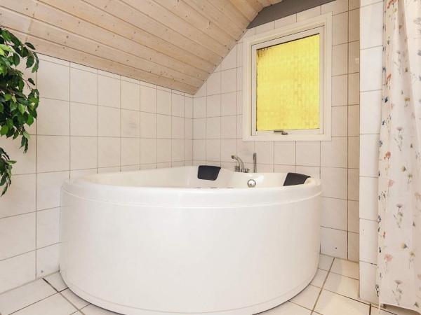 5 star holiday home in Spøttrup, Rezervovat Rekreační dům  
