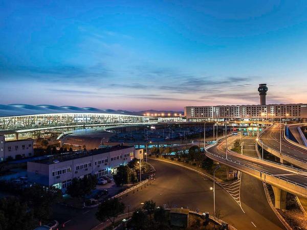 Pullman Nanjing Lukou Airport Hotel, Rezervovat Hotel Jiangning Jiangsu